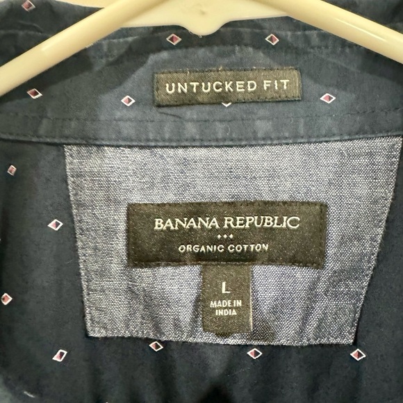 Banana Republic Untucked Fit 100% Organic Cotton Button Down Shirt Blue Large - Picture 6 of 7